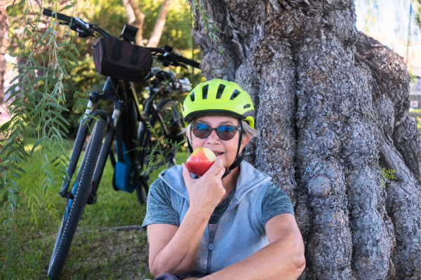 Alimentação simples no cicloturismo: o que comer no Brasil