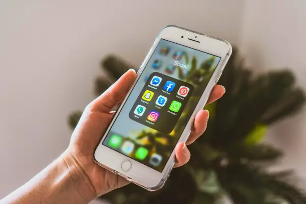 Como Colocar Link do WhatsApp no Instagram (Fácil)